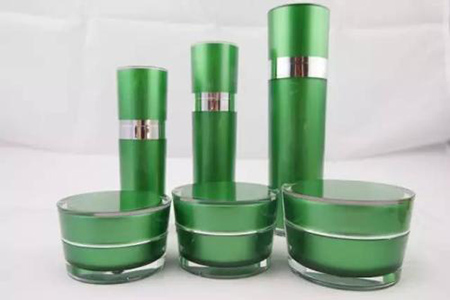 集化網(wǎng)聚丙二醇PPG400，化妝品內(nèi)的潤(rùn)膚劑，柔軟劑